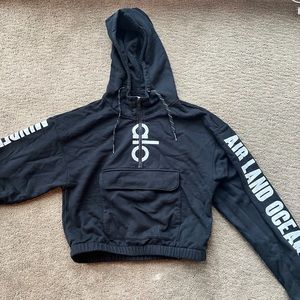 Alo oversized quarter zip “air land ocean”